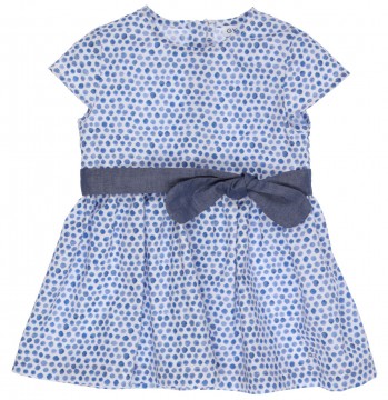 Luftig leichtes Kleid mit kurzem Arm in Weiß mit Jeansblauen Tupfen von GYMP 470-1443