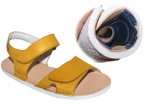 Barfußschuhe, offene Barfuß Sandalen aus Leder mit Klett in Curry Gelb von KOEL4KIDS 24M002.101