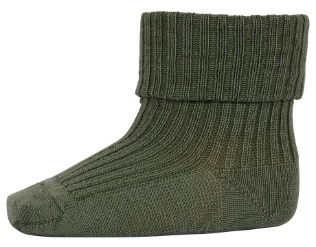 Wollsocke mit Umschlagbund aus Superwasch Soft Merino Wolle Artikel 589 in 1235 Olivine / Oliv Grün